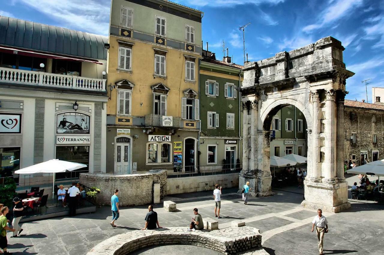 Apartments Mirjana Πούλα Εξωτερικό φωτογραφία