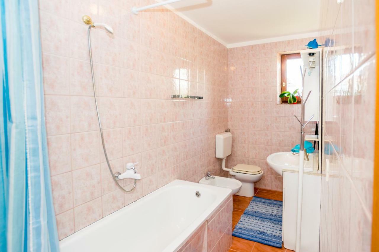 Apartments Mirjana Πούλα Εξωτερικό φωτογραφία